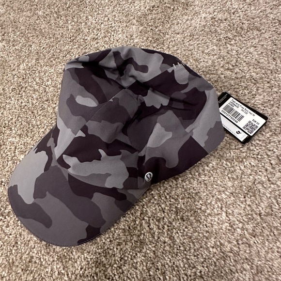 Lululemon hat - Picture 1 of 1